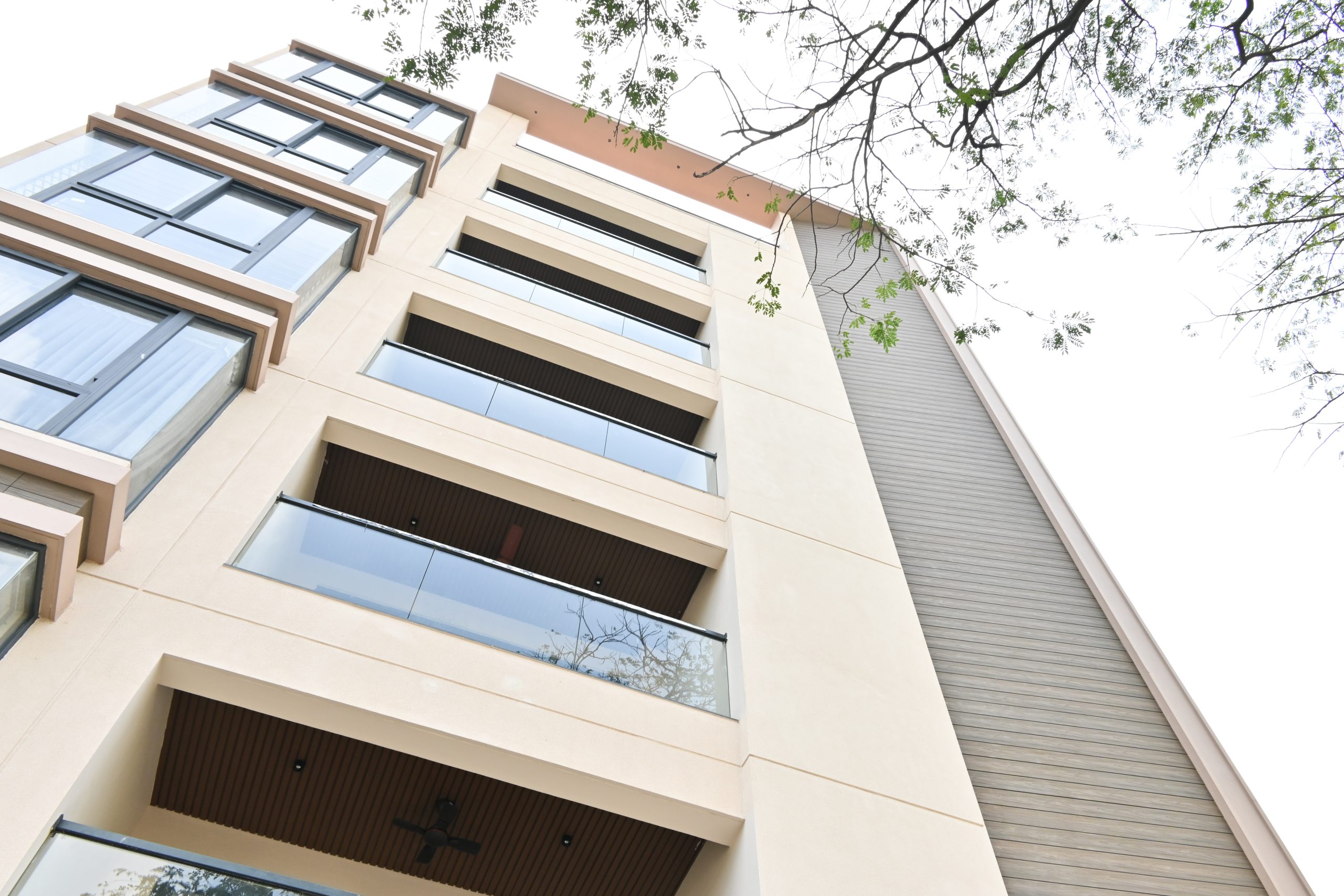 Fluted WPC Vs Flat WPC Cladding